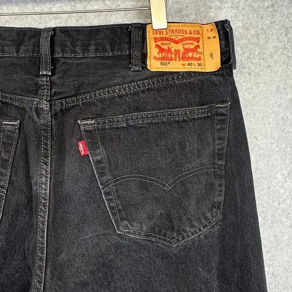 Levi's 501 Jeans Mens Size 40 x 30 Black Denim Button Fly Straight Leg 5-Pockets